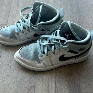 Nike Gray High-Top Sneakers with Padded Ankle Support